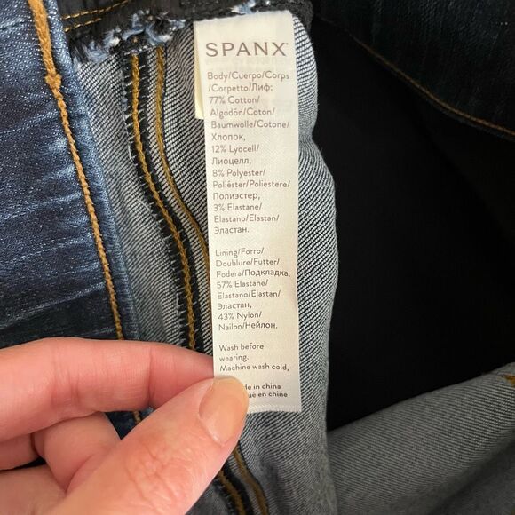 SPANX DISTRESSED SKINNY JEANS Size large raw hem - Picture 16 of 16